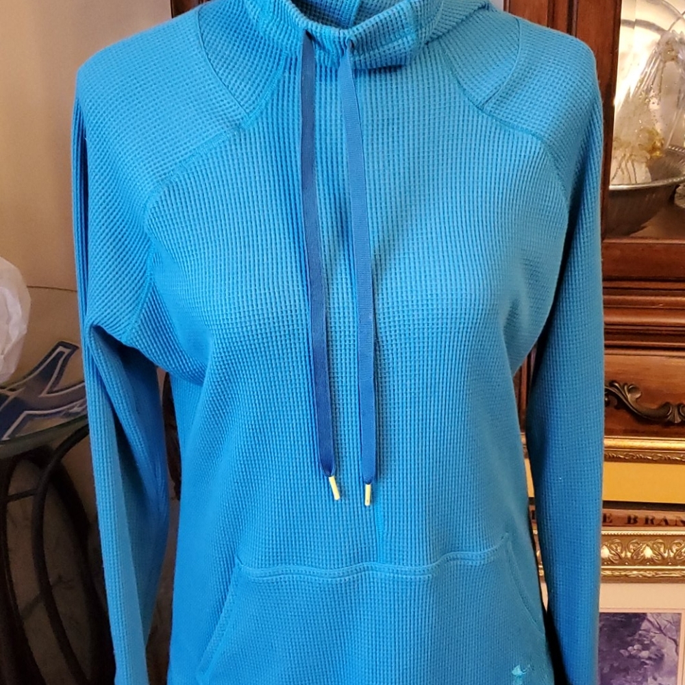 UNDERARMOUR WAFFLE SEMI FITTED PULLOVER SZ  M